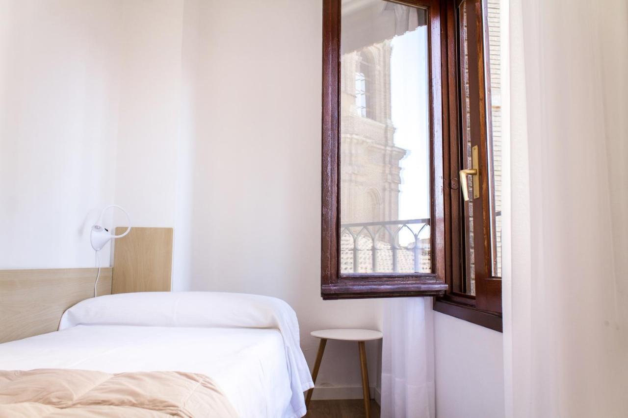 Apartamento con vistas en centro histórico Saragoça Exterior foto