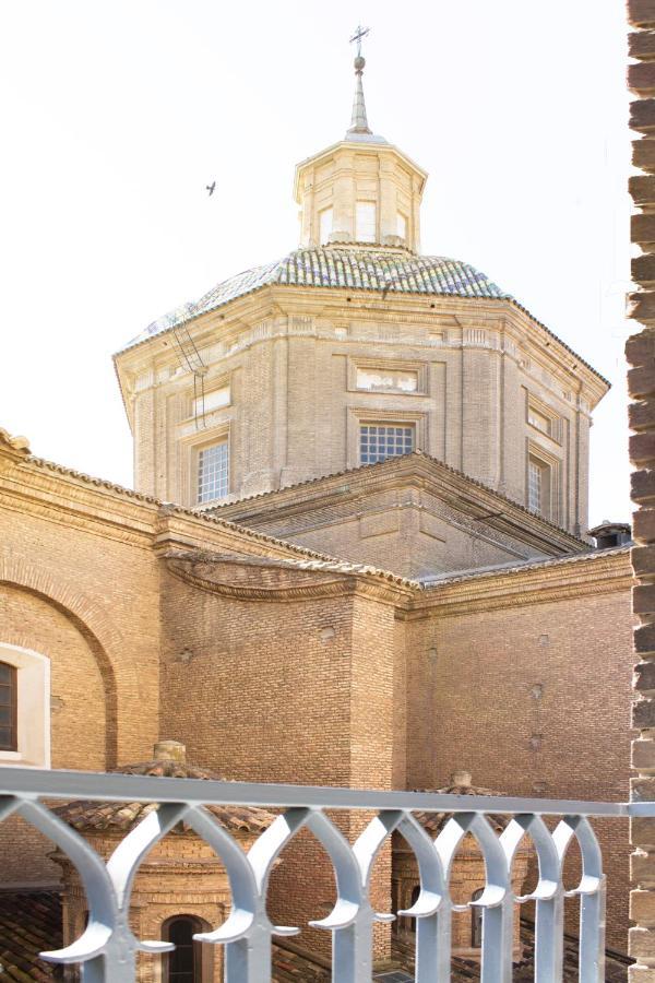 Apartamento con vistas en centro histórico Saragoça Exterior foto